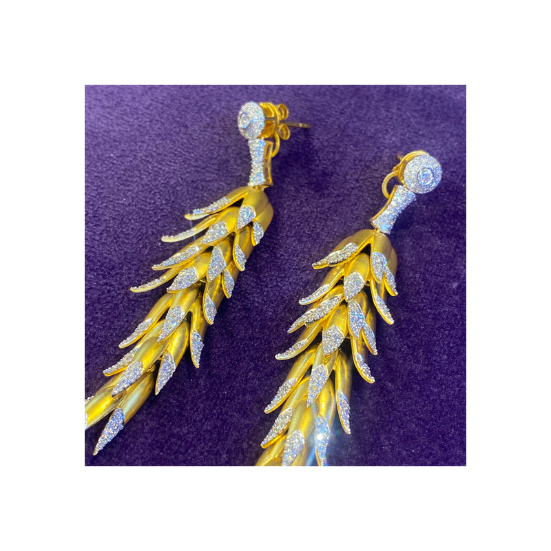 Yellow Gold & Diamond Dangle Earrings