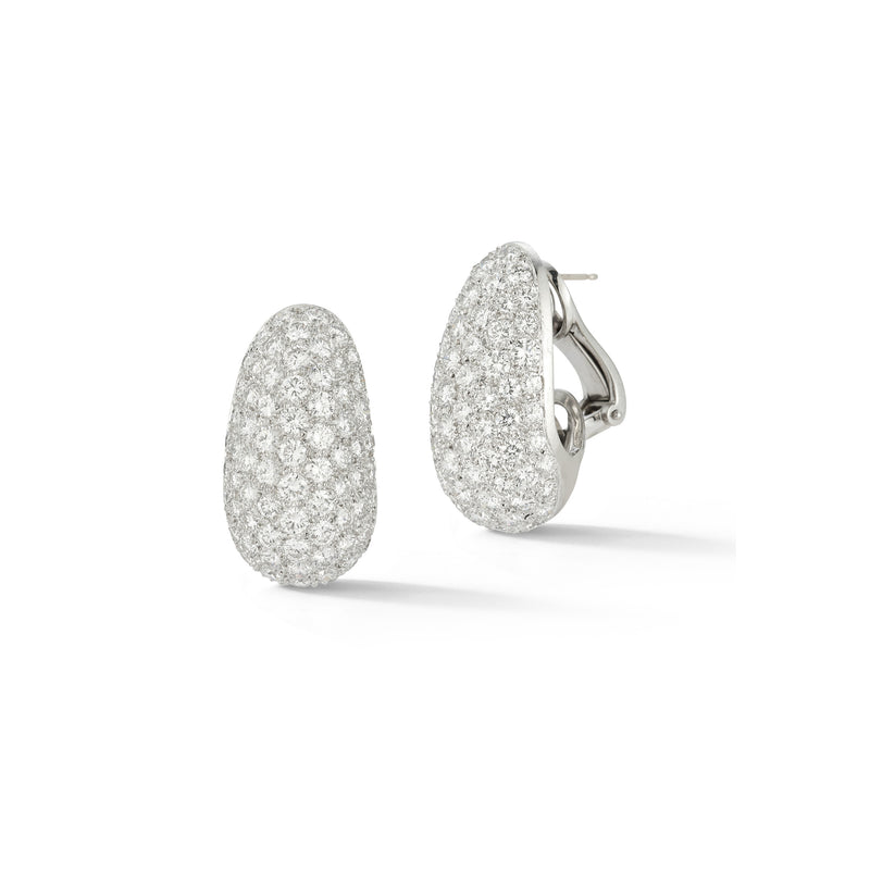 Shining Clover Motif Diamond Stud Earrings