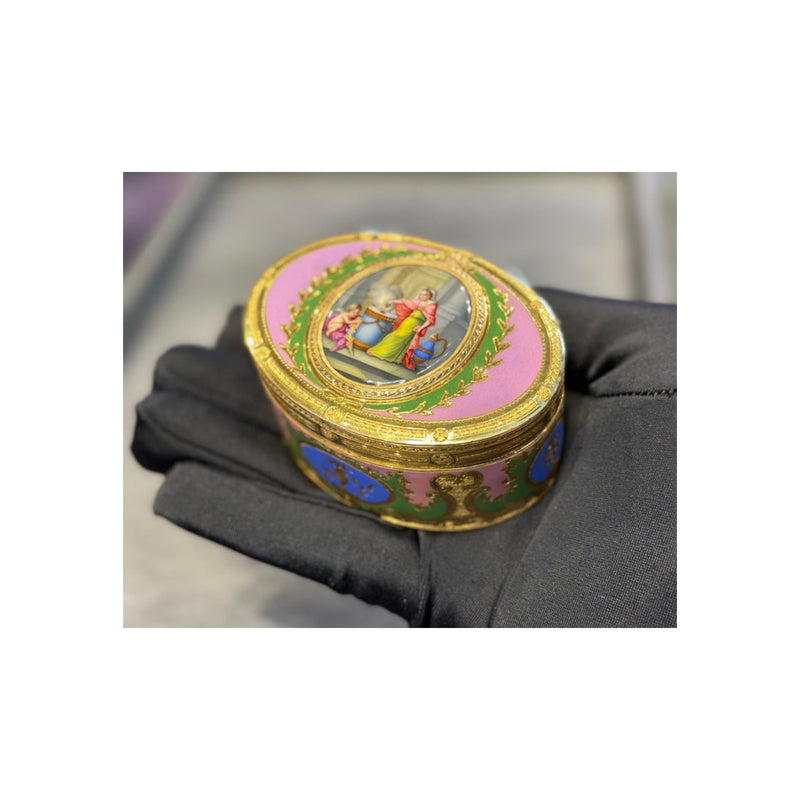 A Gold and Enamel German Snuff Box