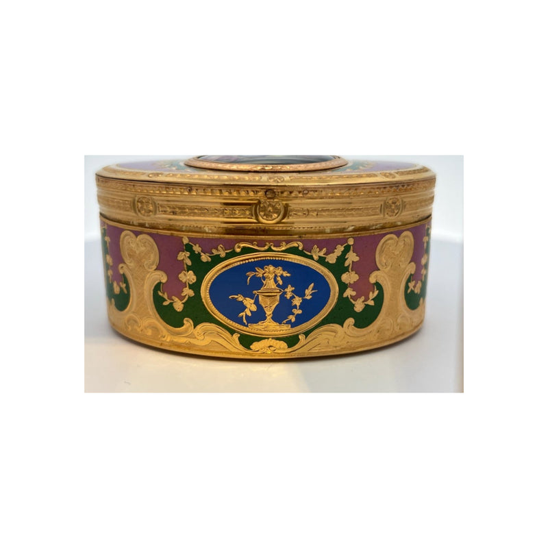 A Gold and Enamel German Snuff Box