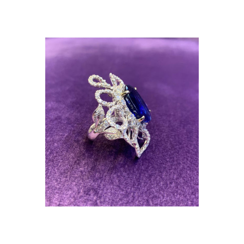 Flower Motif Sapphire & Diamond Ring