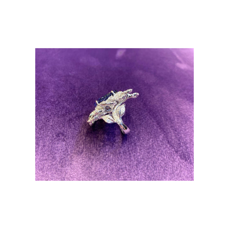 Flower Motif Sapphire & Diamond Ring