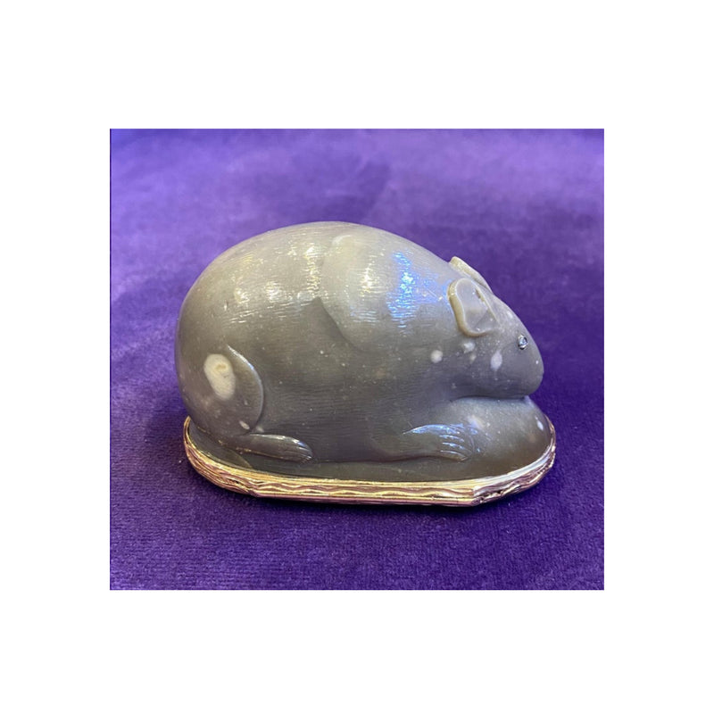 Agate Mouse Snuff Box