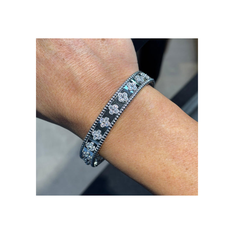 Van Cleef & Arpels Perlée Clovers Diamond Bangle Bracelet