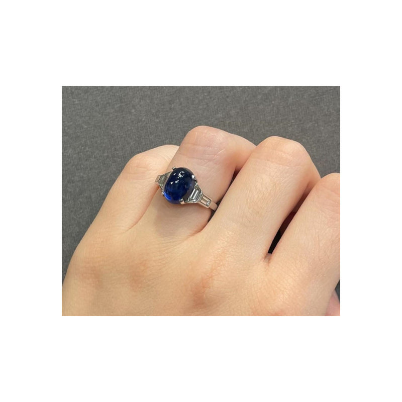 Cabochon Sapphire Ring