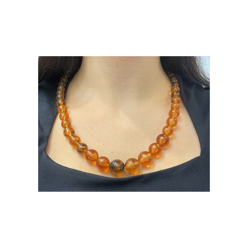 Graduated Amber Bead Necklace