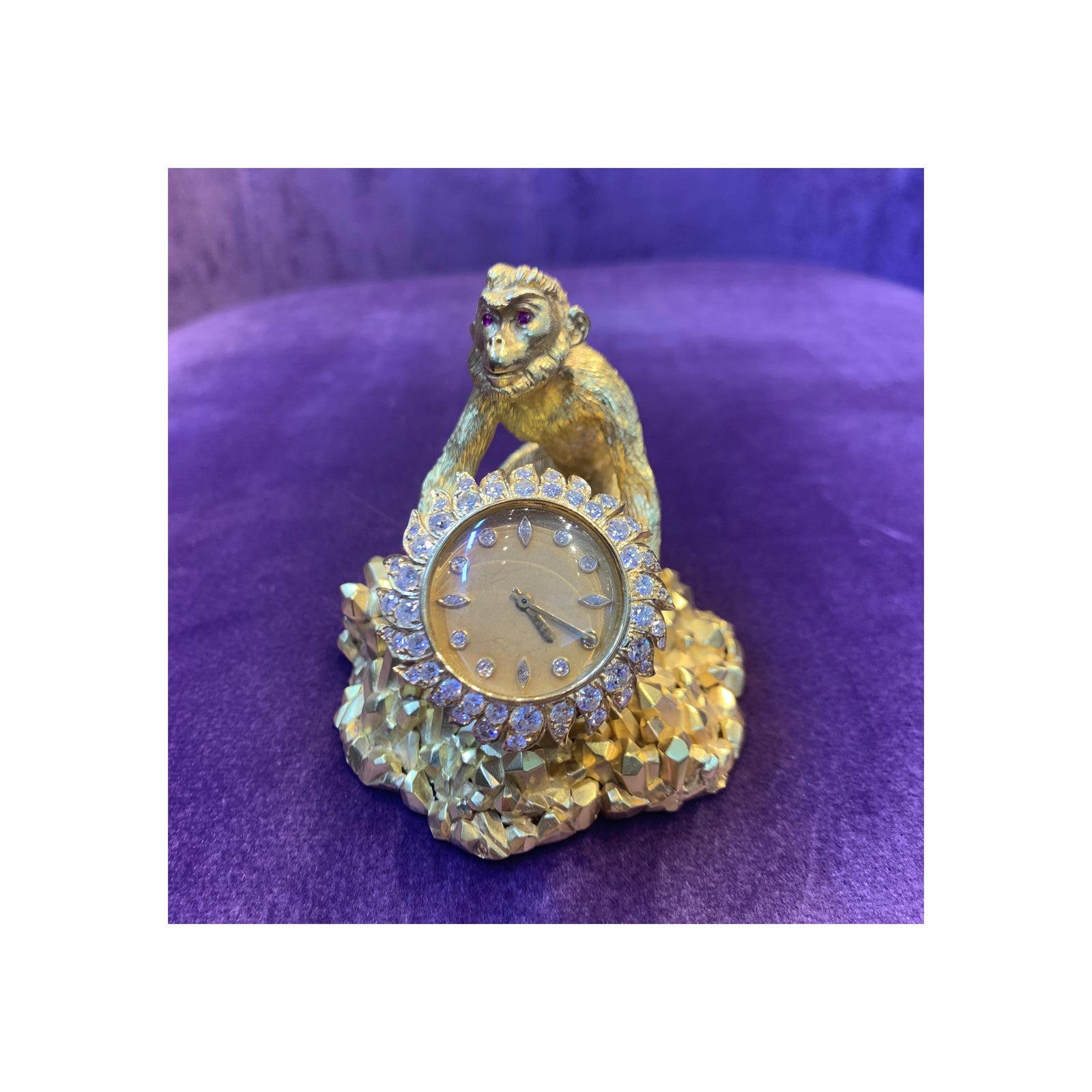 David Webb Gold Monkey Desk Clock – Joseph Saidian & Sons