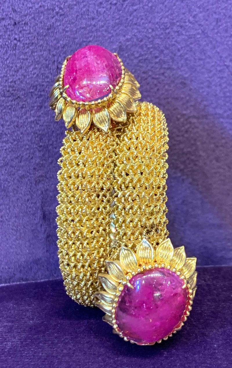Cabochon Ruby Gold Mesh Bracelet