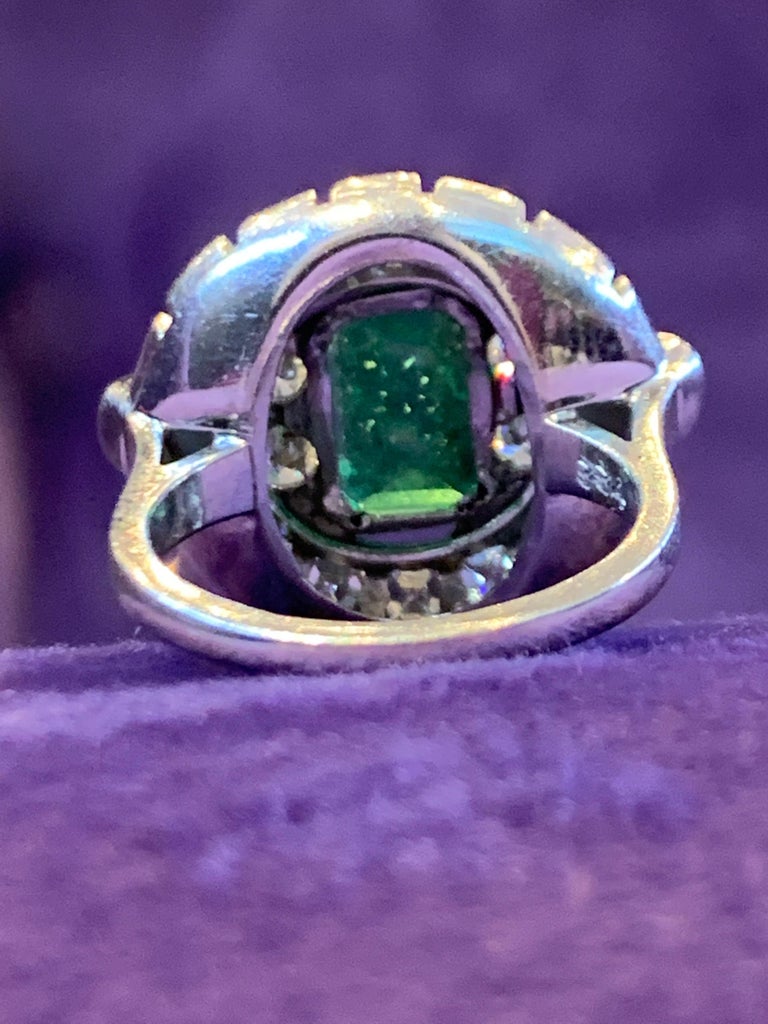 Emerald Cabochon & Diamonds Cocktail Ring – ARAYA Fine Jewelry