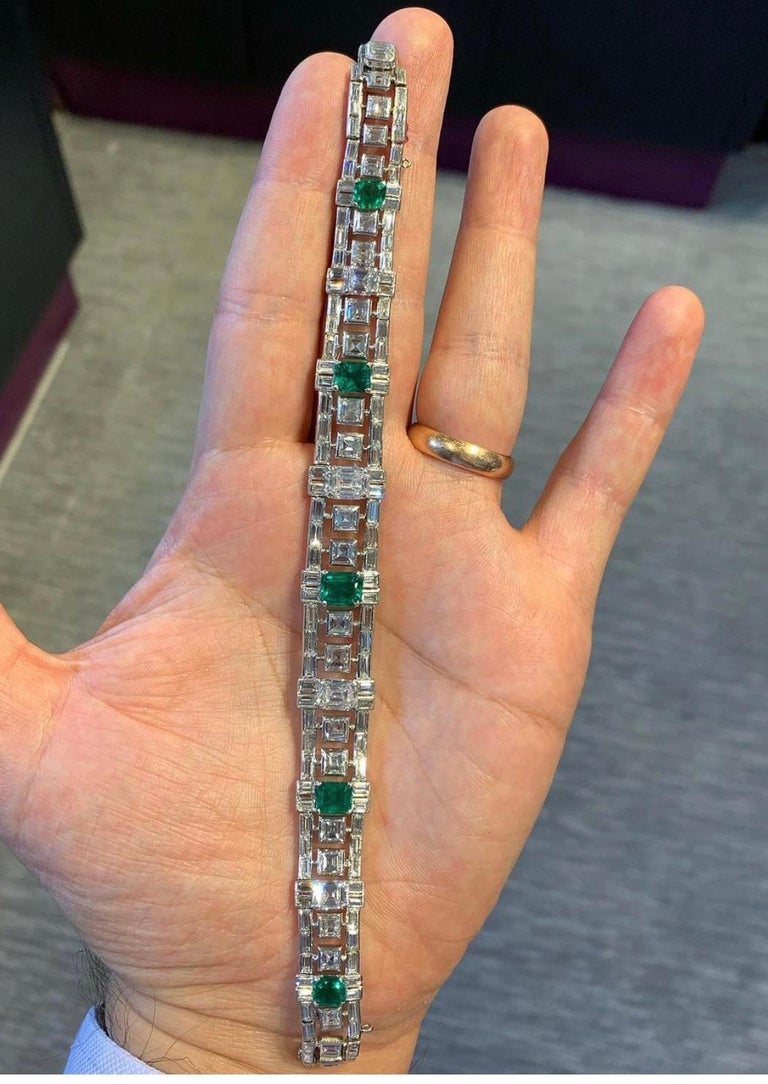 Important Bvlgari Diamond and Emerald Bracelet