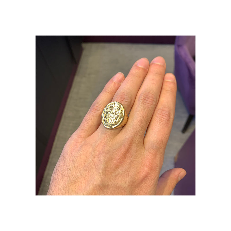 Men's Gold Signet Ring